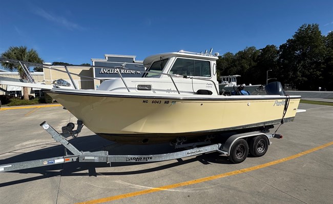 2014 Parker 2320 